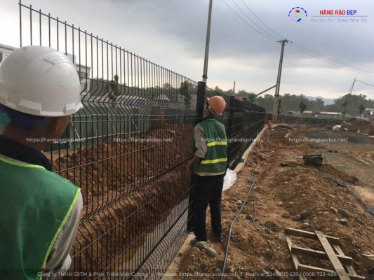 Chi phí cho việc bảo trì hàng rào sắt không quá cao