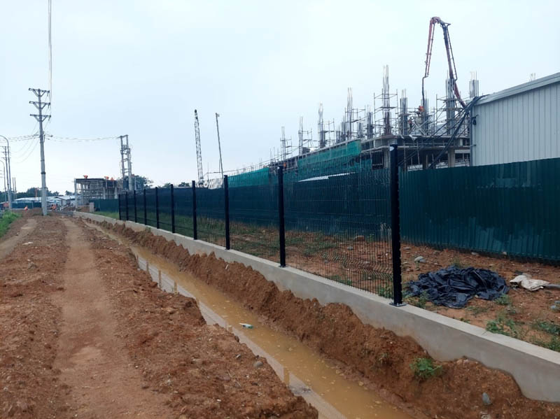 Hàng rào lưới thép bảo vệ tại cty Dầu khí miền Nam Việt Nam