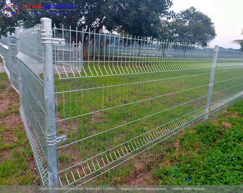 Hàng rào mạ kẽm là lựa chọn được nhiều chủ đầu tư ưu tiên