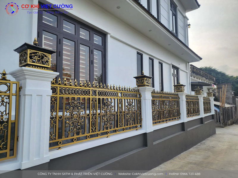 Hàng rào nhôm đúc là lựa chọn góp phần tăng thêm giá trị cho ngôi nhà bạn